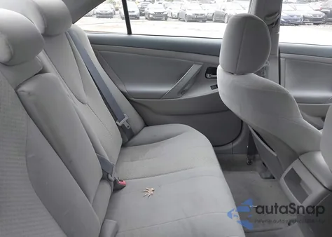 2009 Toyota Camry z USA, uszkodzony, nr VIN 4T1BE46K89U312630